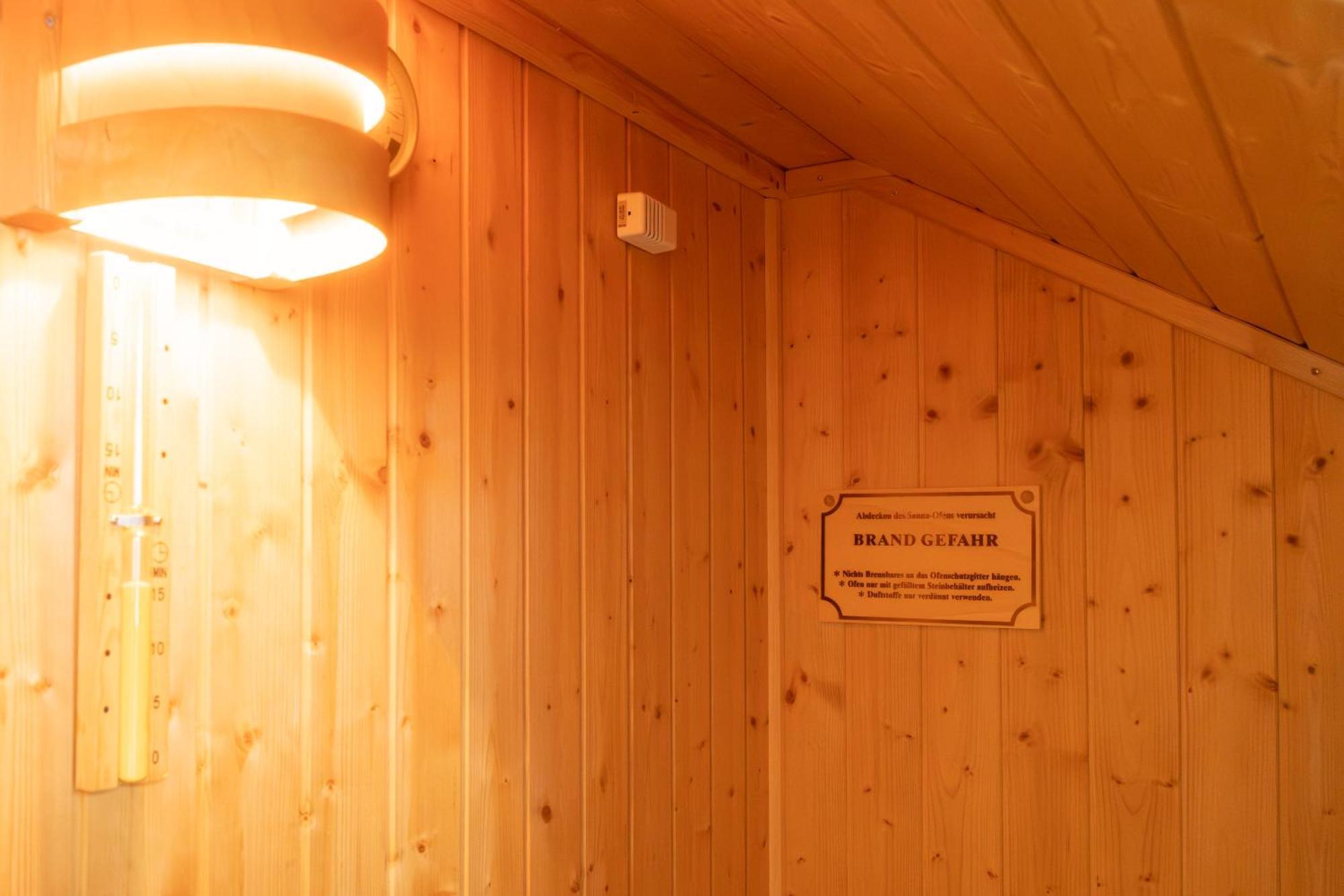 Meerzeit - Sauna Und Kamin - Moderne Fewo Kellenhusen Exterior photo